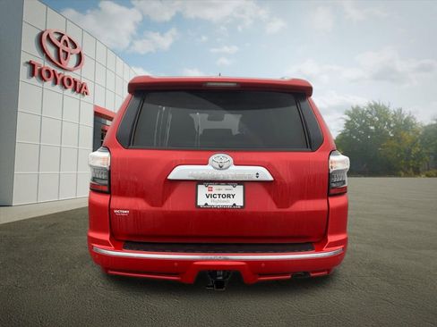 Used 2024 Toyota 4Runner Limited image 4