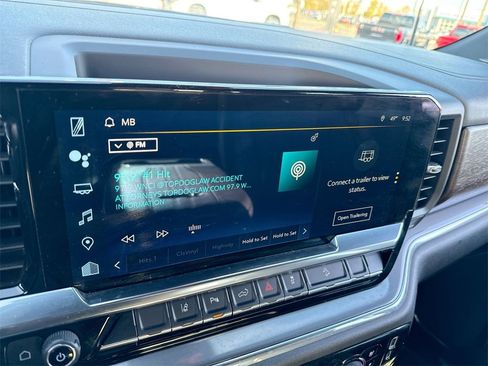 Used 2024 Chevrolet Silverado 3500 High Country w/ Technology Package image 16