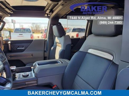 New 2025 GMC Hummer EV 2X w/ LPO, Sport Package image 6