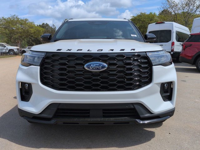 New 2026 Ford Explorer ST-Line w/ ST-Line Street Pack RWD image 8