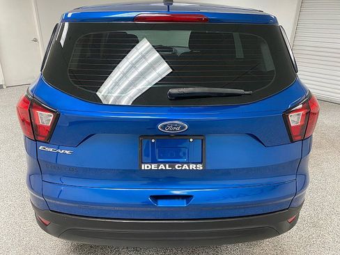 Used 2019 Ford Escape S image 6