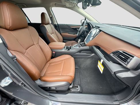 Used 2025 Subaru Outback Touring XT image 38