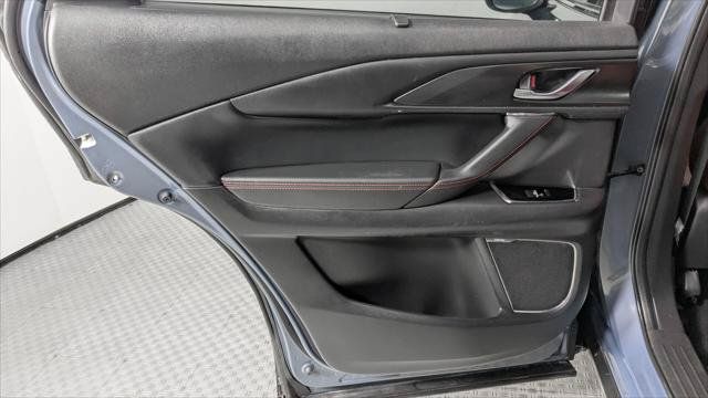 Used 2023 MAZDA CX-9 Carbon Edition AWD/4WD image 17