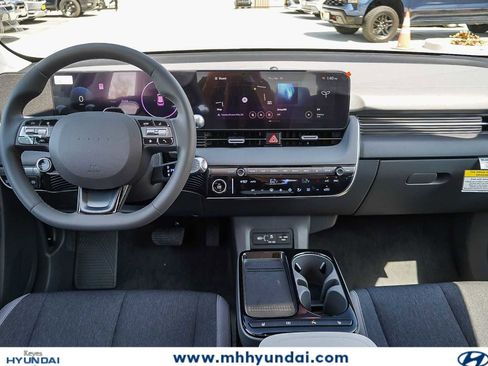 New 2026 Hyundai Ioniq 5 SE RWD image 12