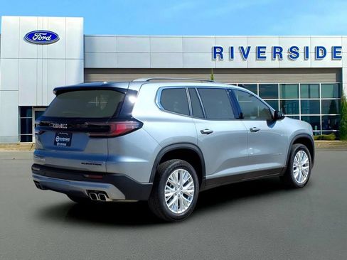 Used 2024 GMC Acadia Elevation w/ LPO, Roadside Safety Package AWD/4WD image 7