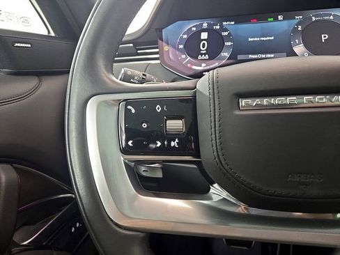 Used 2023 Land Rover Range Rover SE image 23