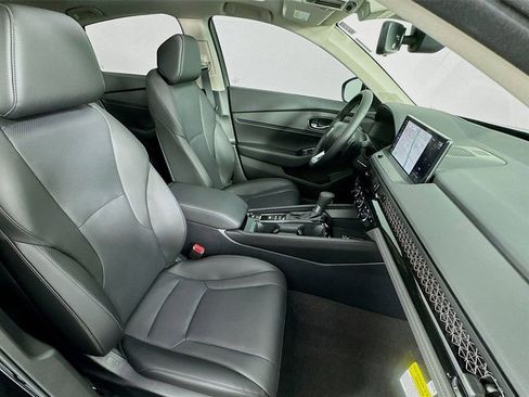 Certified 2025 Honda Accord Touring image 38