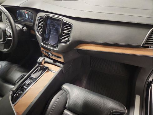 Used 2018 Volvo XC90 T6 Inscription w/ Convenience Package AWD/4WD image 30