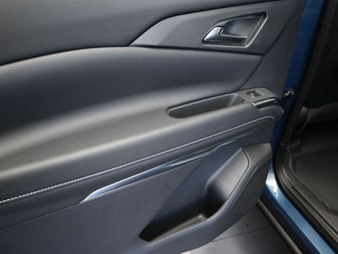 New 2026 Chevrolet Traverse LT image 15