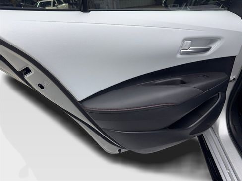 Used 2024 Toyota Corolla SE image 38