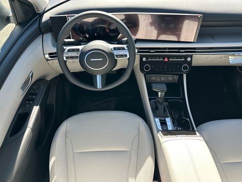 New 2025 Hyundai Tucson SEL image 22