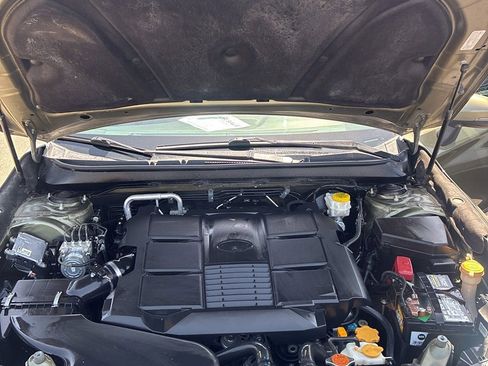 Used 2018 Subaru Outback 3.6R Limited image 18
