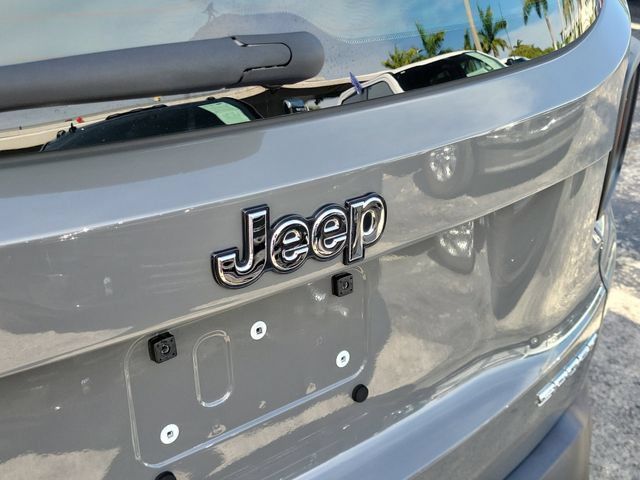 Used 2019 Jeep Renegade Sport AWD/4WD image 6