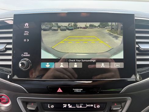 Certified 2023 Honda Passport TrailSport image 35