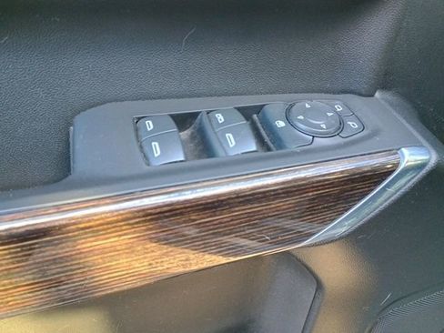 Used 2021 GMC Sierra 1500 Elevation image 24