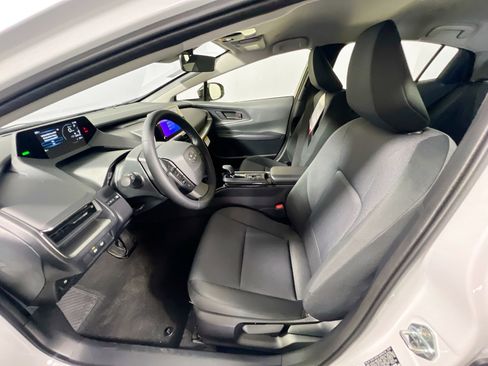 New 2026 Toyota Prius LE image 14
