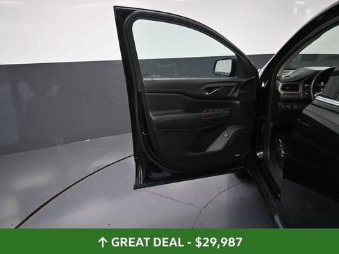 Used 2023 GMC Acadia Denali image 25