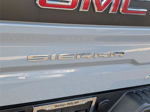 Used 2024 GMC Sierra 1500 AT4X w/ AT4X AEV Edition image 9