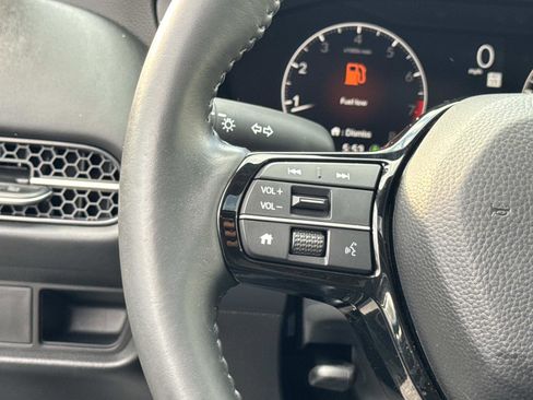 Used 2024 Honda HR-V EX-L image 7