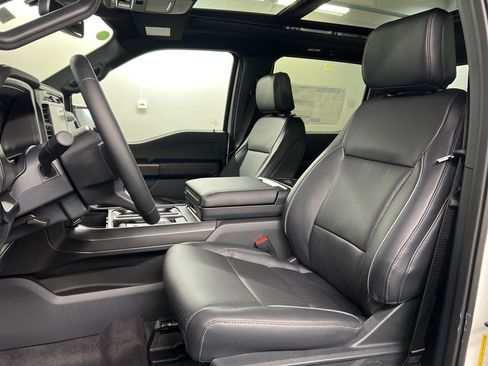 New 2026 Ford F150 Lariat w/ Equipment Group 502A High image 32