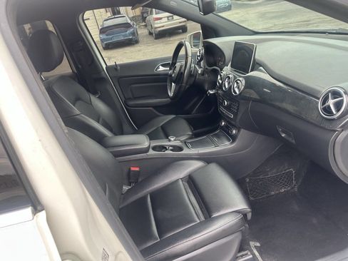 Used 2016 Mercedes-Benz B 250e image 20