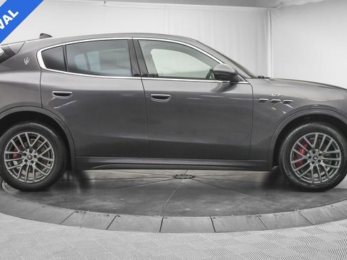 Used 2023 Maserati Grecale GT image 10