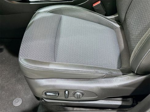 Used 2020 Buick Encore GX Select w/ Sport Touring Package image 19