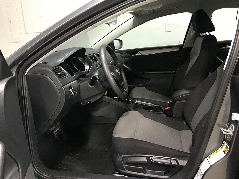 Used 2017 Volkswagen Jetta S FWD image 10