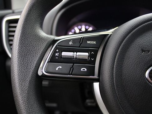 Used 2022 Kia Sportage LX image 34