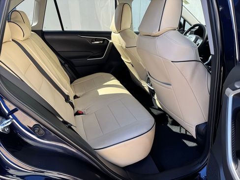 Used 2024 Toyota RAV4 XLE w/ Convenience Package image 15