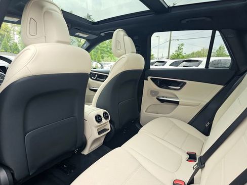 Certified 2026 Mercedes-Benz GLC 300 4MATIC image 23
