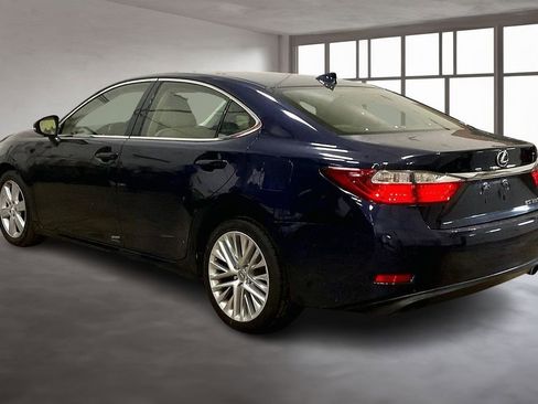 Used 2015 Lexus ES 350 350 w/ Luxury Package image 9
