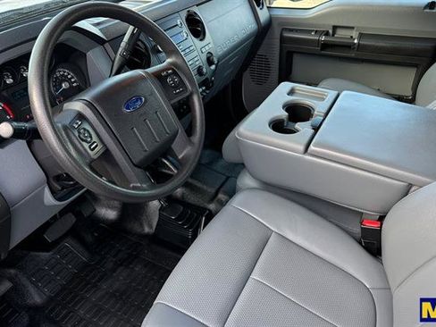 Used 2015 Ford F550 XL image 10