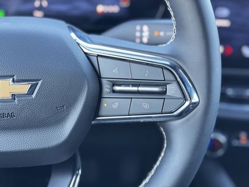 New 2026 Chevrolet Equinox EV LT image 25