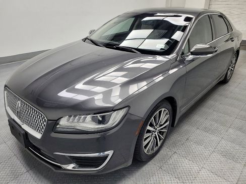 Used 2017 Lincoln MKZ Premiere AWD/4WD image 2