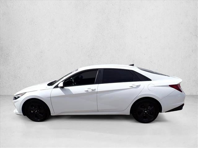 Used 2021 Hyundai Elantra SEL w/ Convenience Package FWD image 2