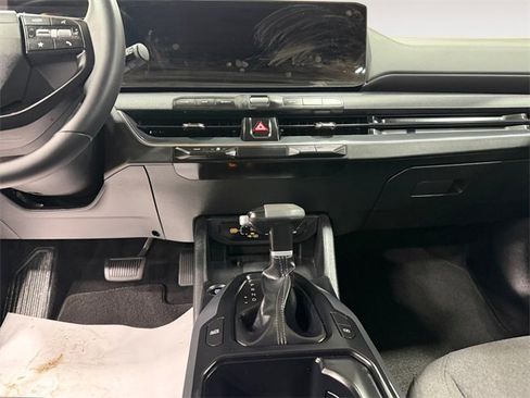 Used 2025 Kia K4 EX image 11
