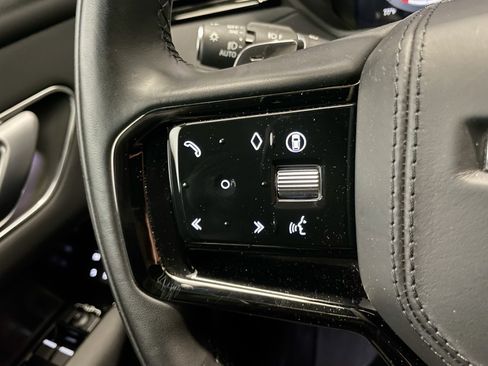 Certified 2026 Land Rover Range Rover Velar Dynamic SE AWD/4WD image 23