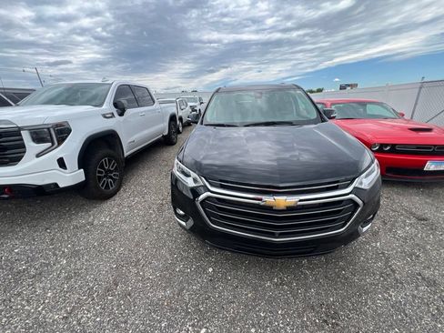 Used 2021 Chevrolet Traverse Premier w/ LPO, Floor Liner Package AWD/4WD image 25