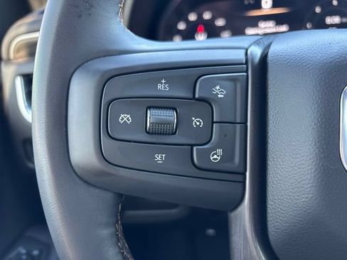 Used 2024 GMC Yukon AT4 w/ Technology Package AWD/4WD image 21