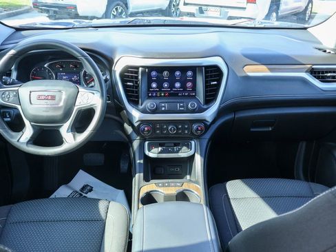 Used 2023 GMC Acadia SLE w/ Elevation Edition image 7