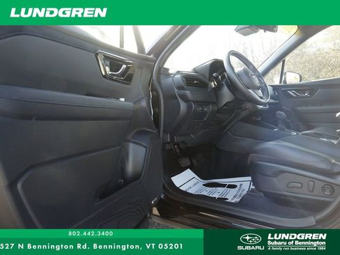 Certified 2025 Subaru Forester Limited image 27