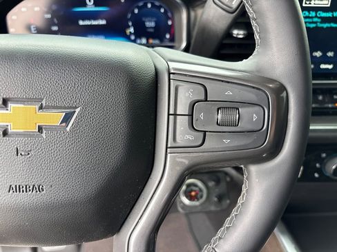 Used 2025 Chevrolet Silverado 2500 High Country w/ High Country Premium Package AWD/4WD image 8