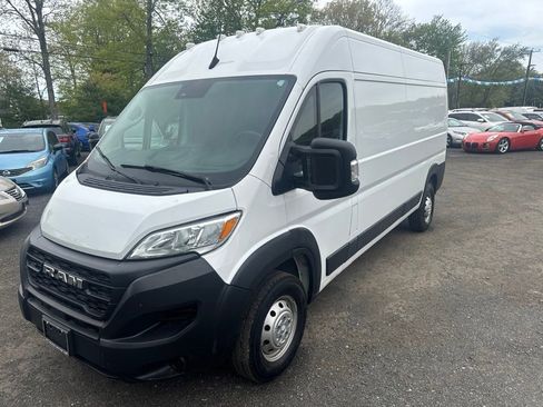 Used 2023 RAM ProMaster 2500 FWD image 1