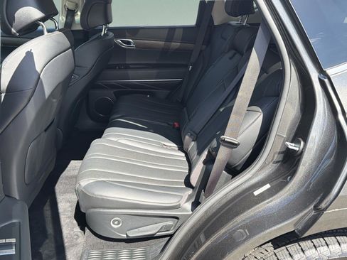 Used 2024 Genesis GV80 2.5T image 37
