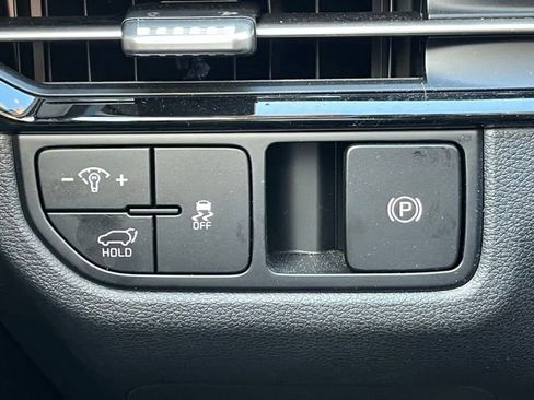Certified 2026 Kia Sportage EX FWD image 33