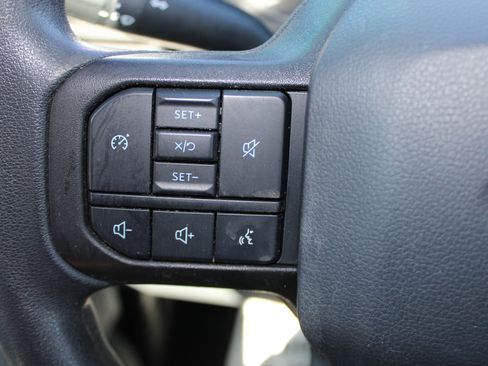 Used 2023 Ford F250 XLT image 18