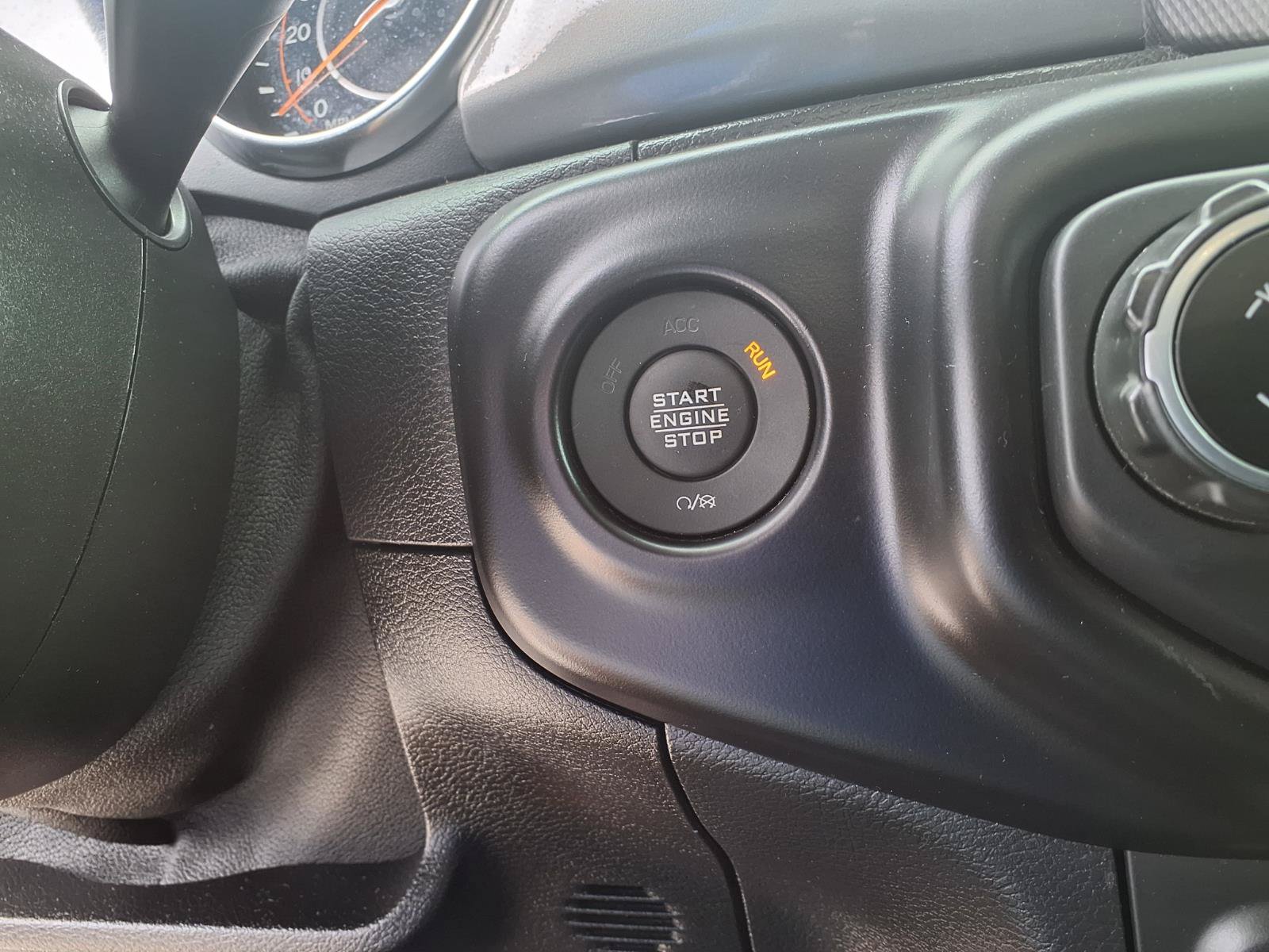 Used 2021 Jeep Gladiator Overland AWD/4WD image 18