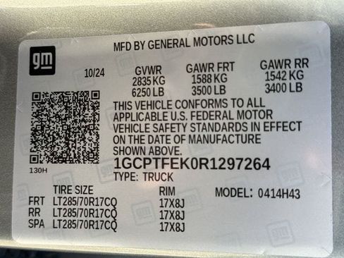 Used 2024 Chevrolet Colorado ZR2 AWD/4WD image 30