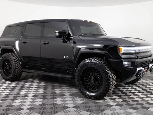 Used 2025 GMC Hummer EV 2X AWD/4WD image 9
